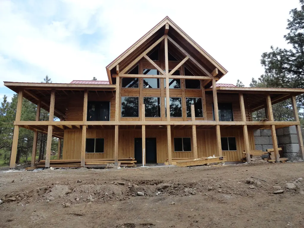 Log home