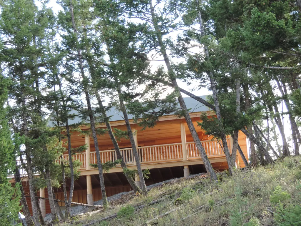 Log home