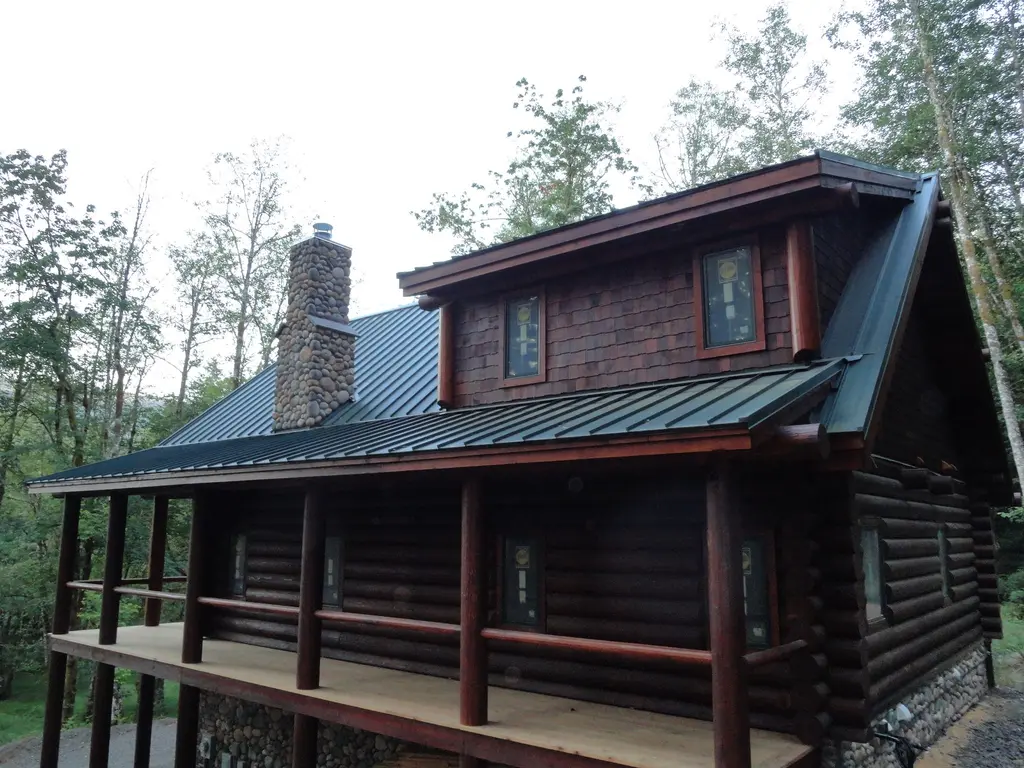 Log home