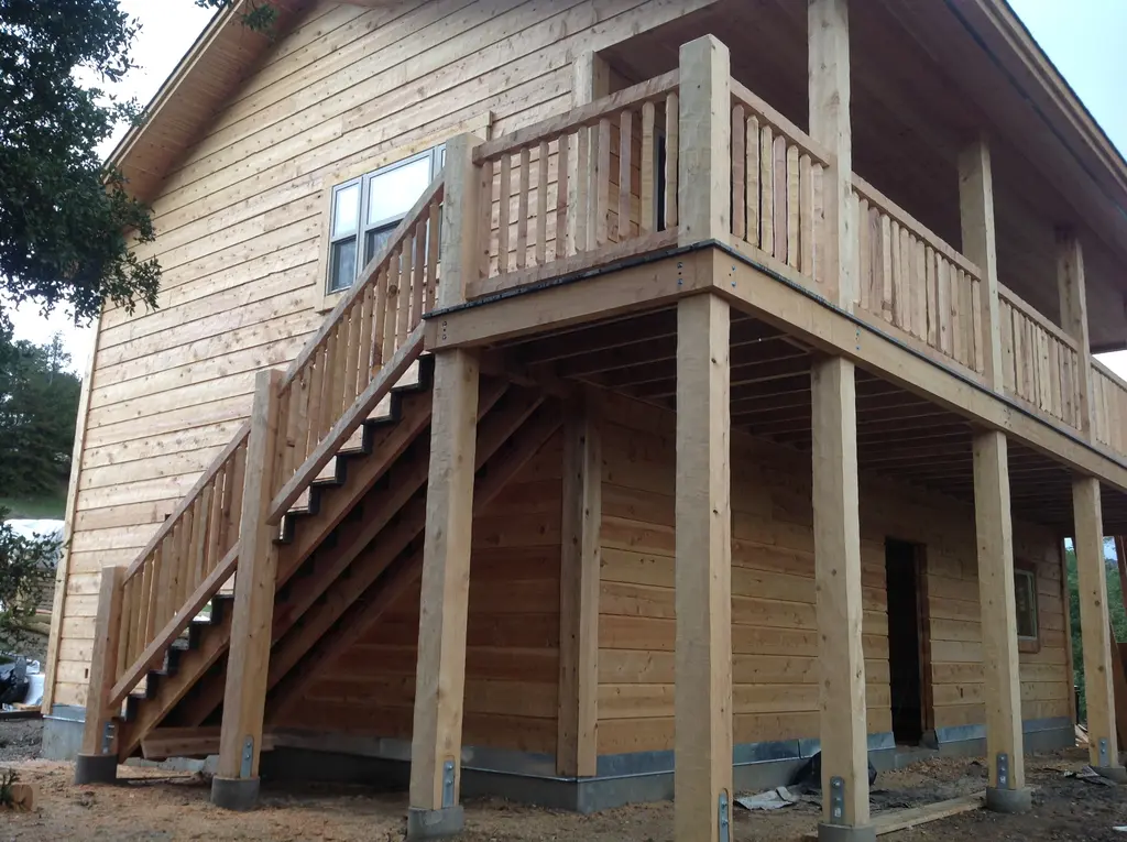 Log home