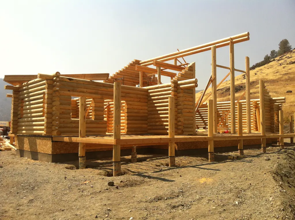 Log home