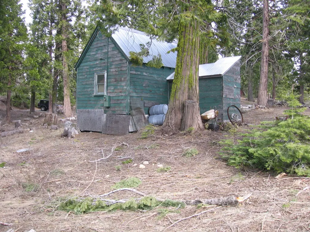 Log home