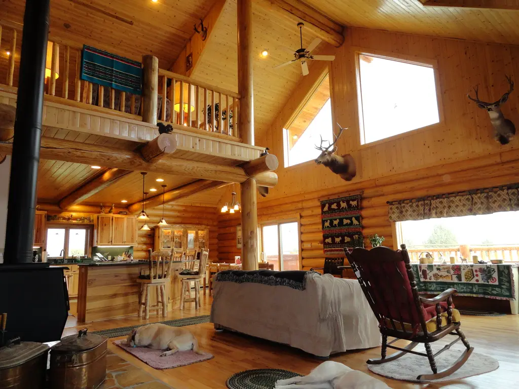 Log home