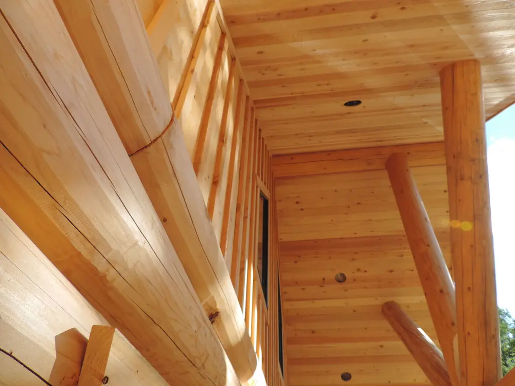 Log home