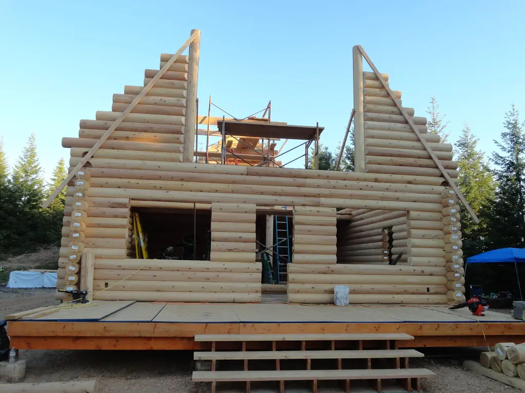 Log home