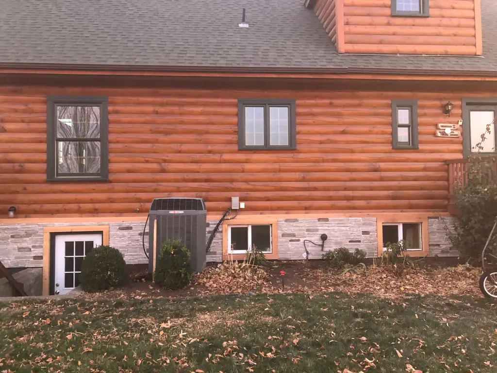 Log home