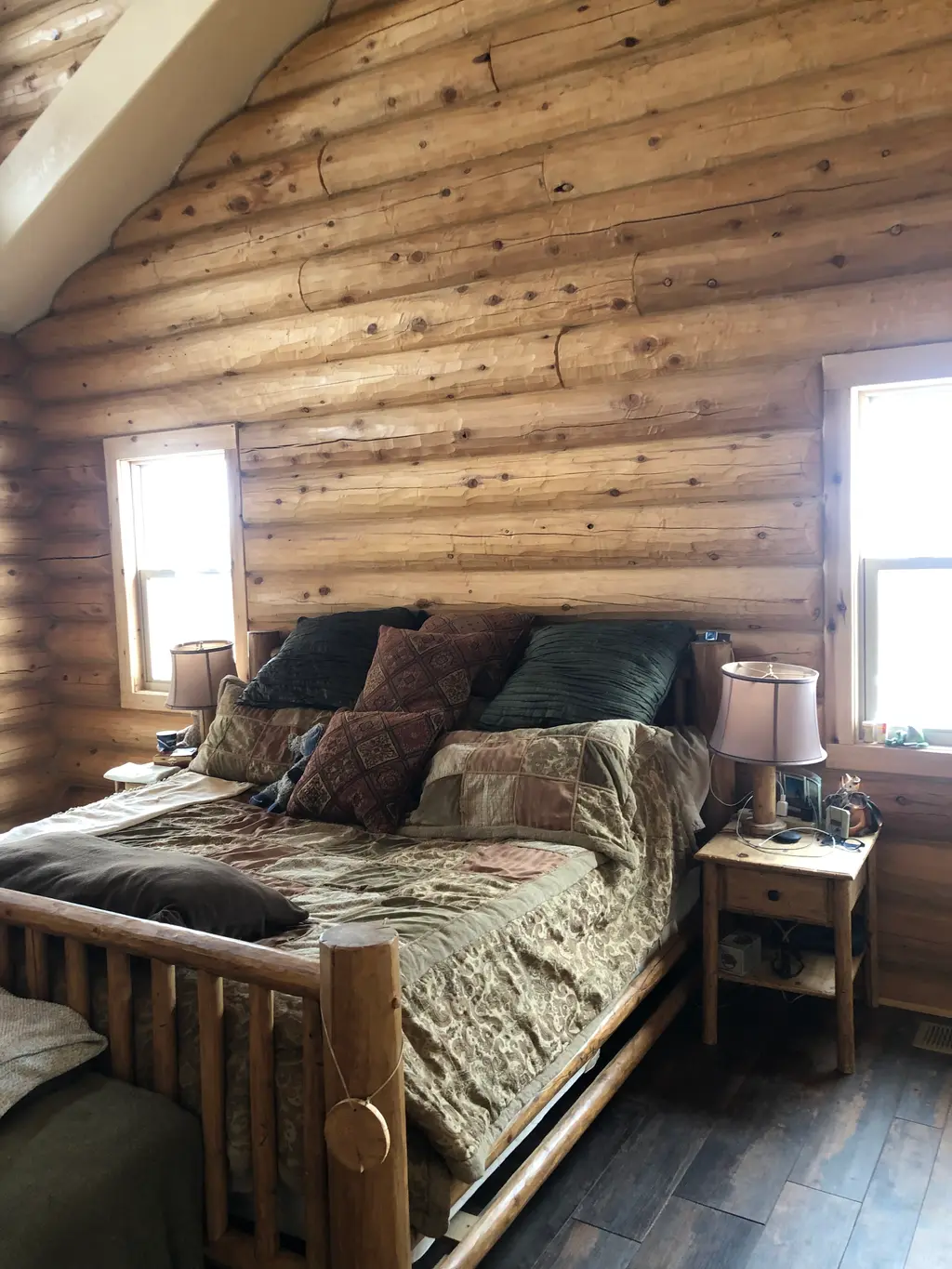 Round Logs