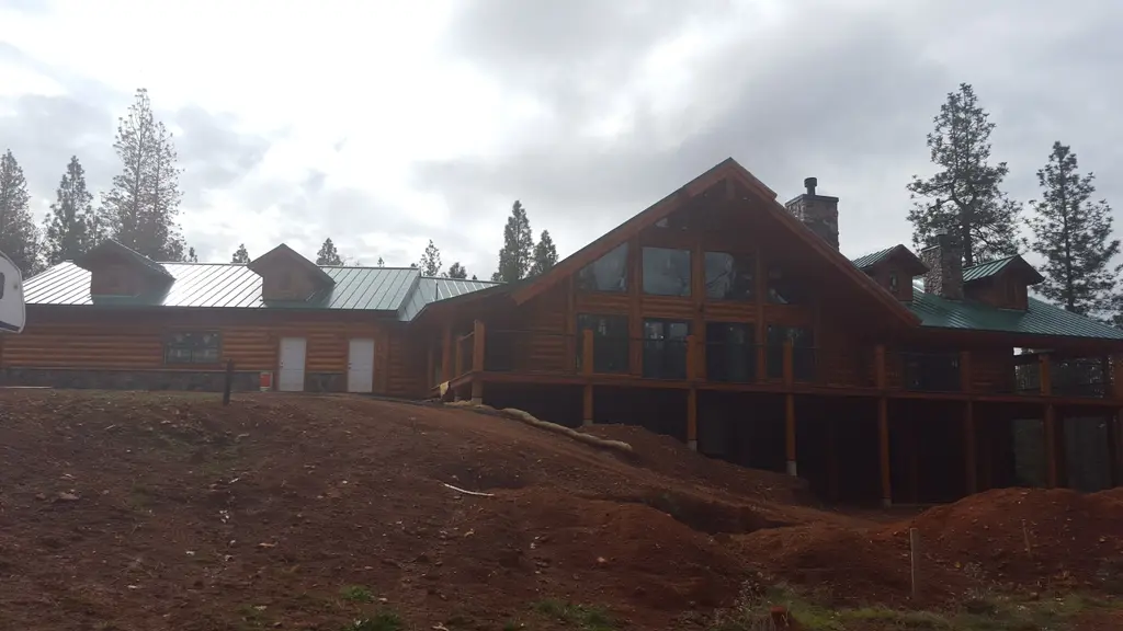 Log home