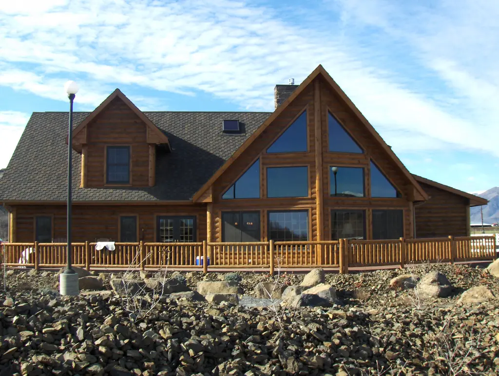 Log home