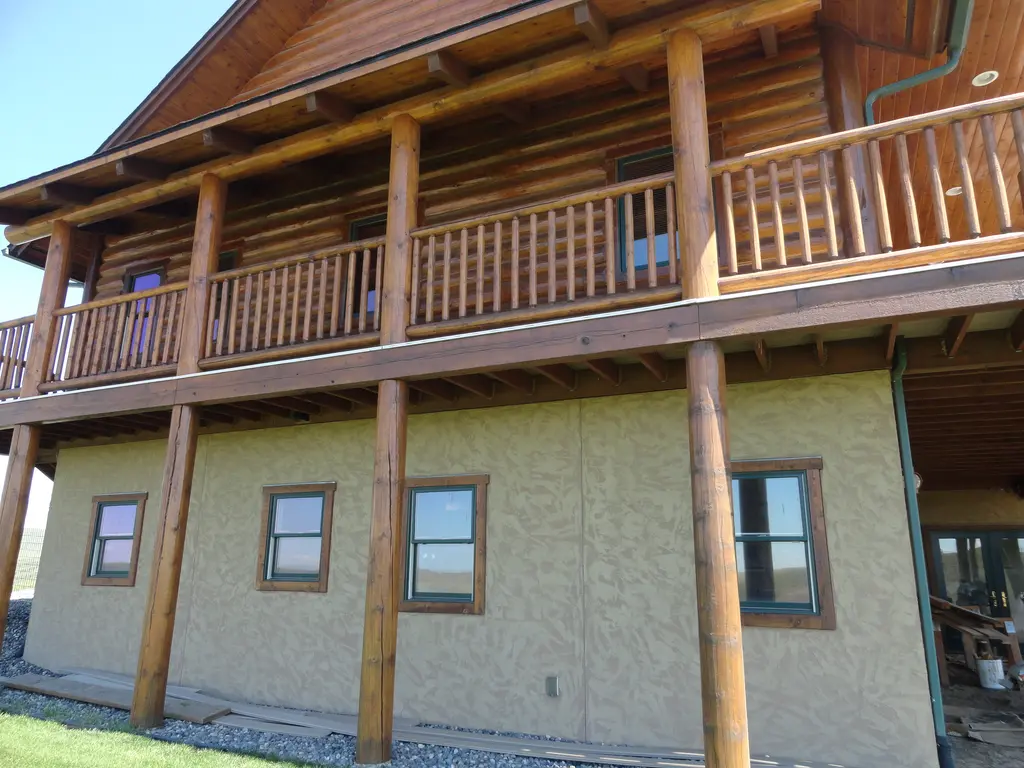 Log home