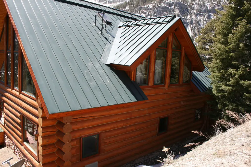 Log home