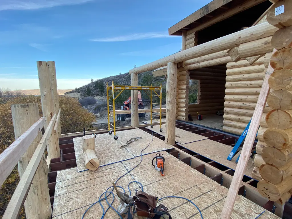 Round Logs