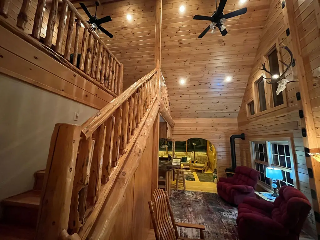 Log home