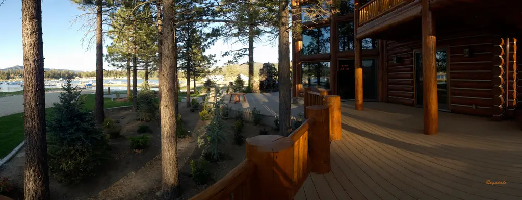 Log home