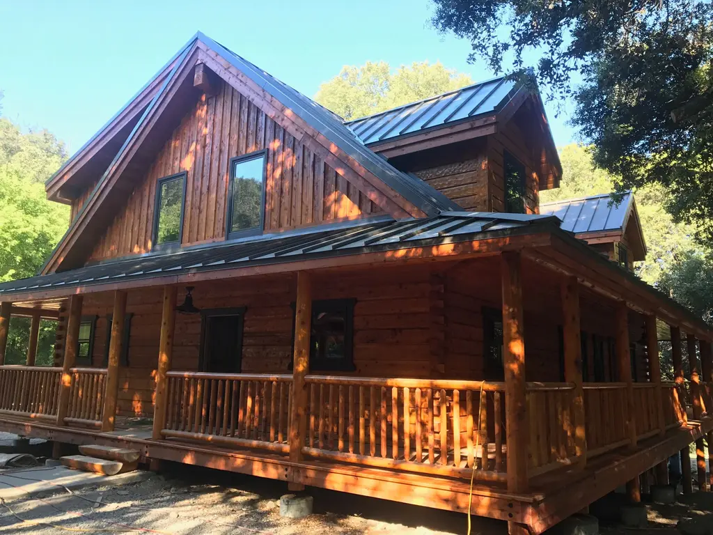 Log home