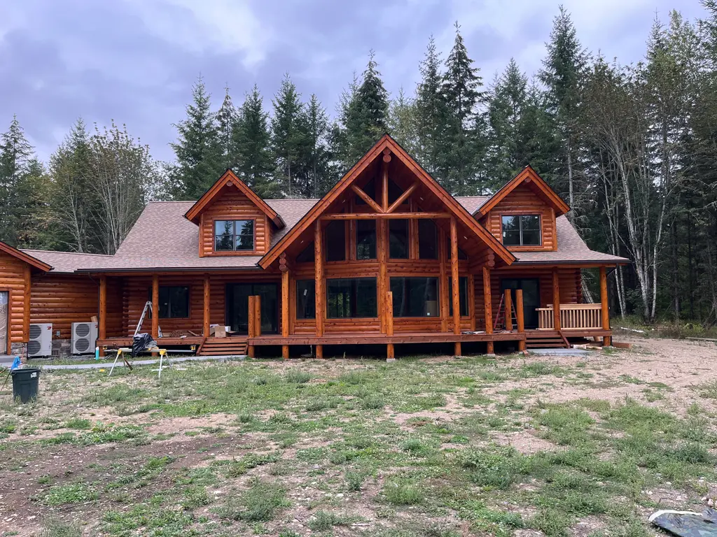 Log home