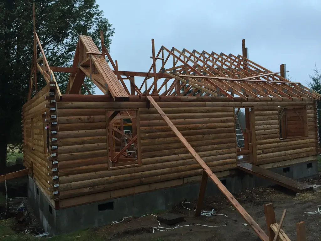 Log home