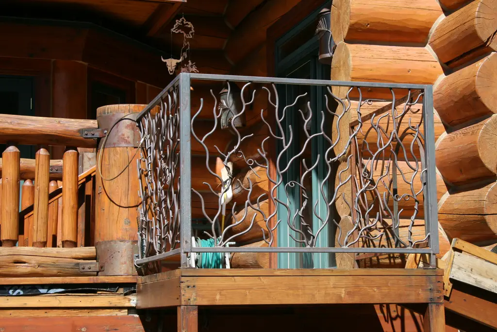 Log home