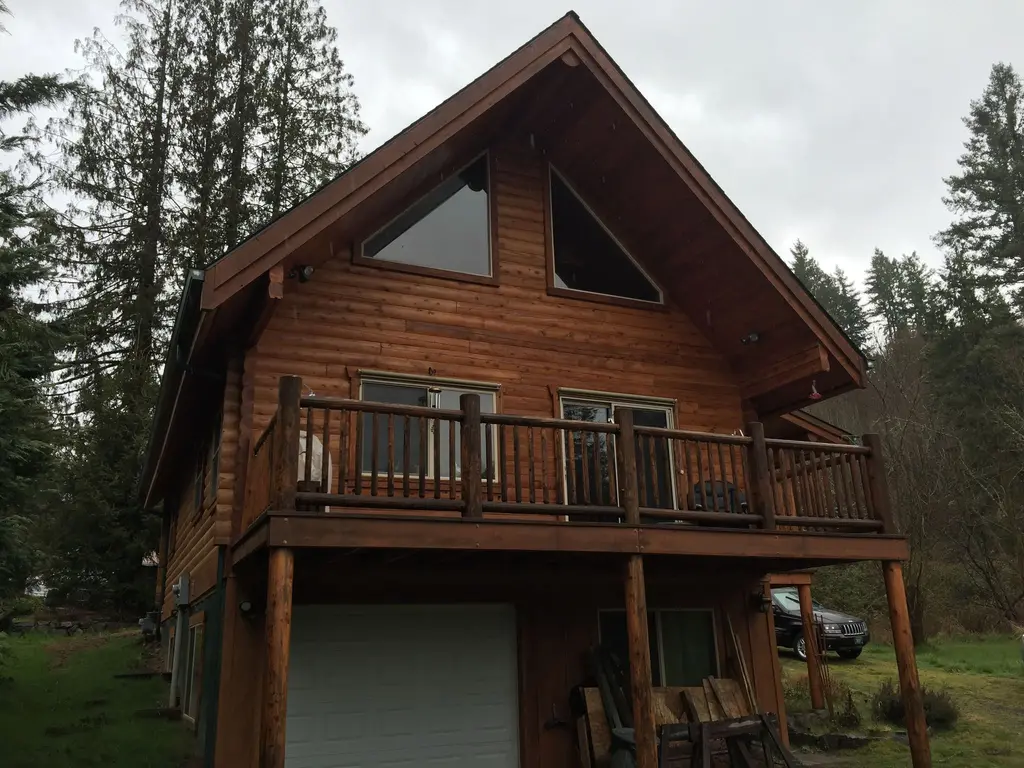 Log home