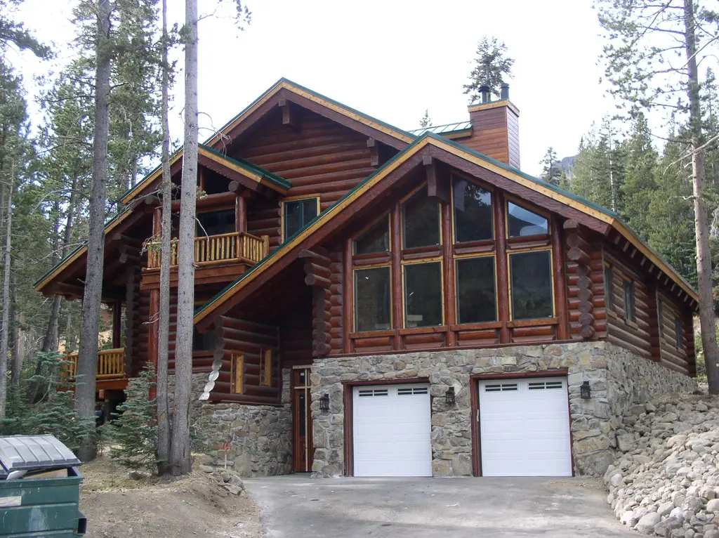 Log home