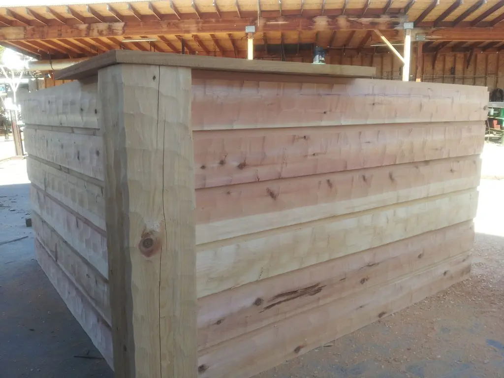 Log home