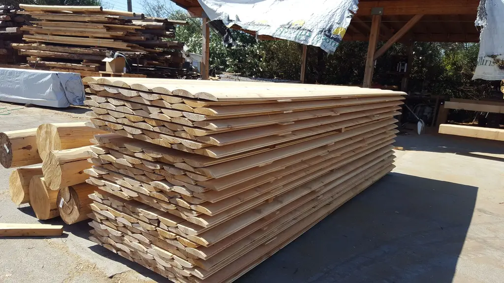 Log home
