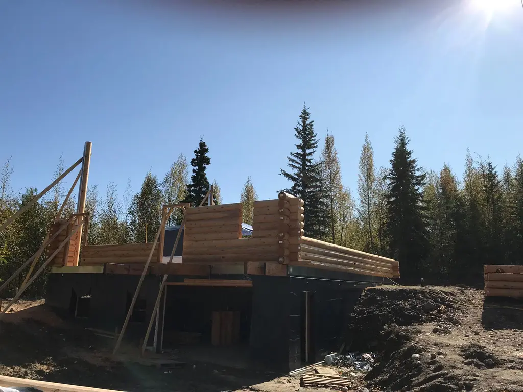 Log home