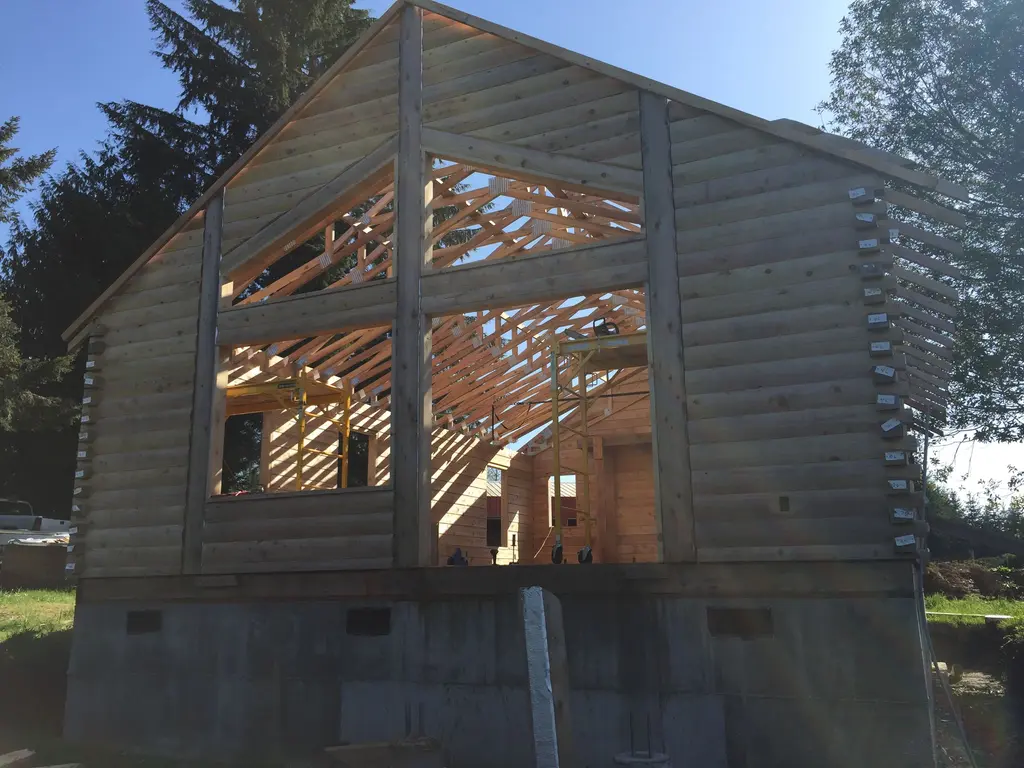 Log home