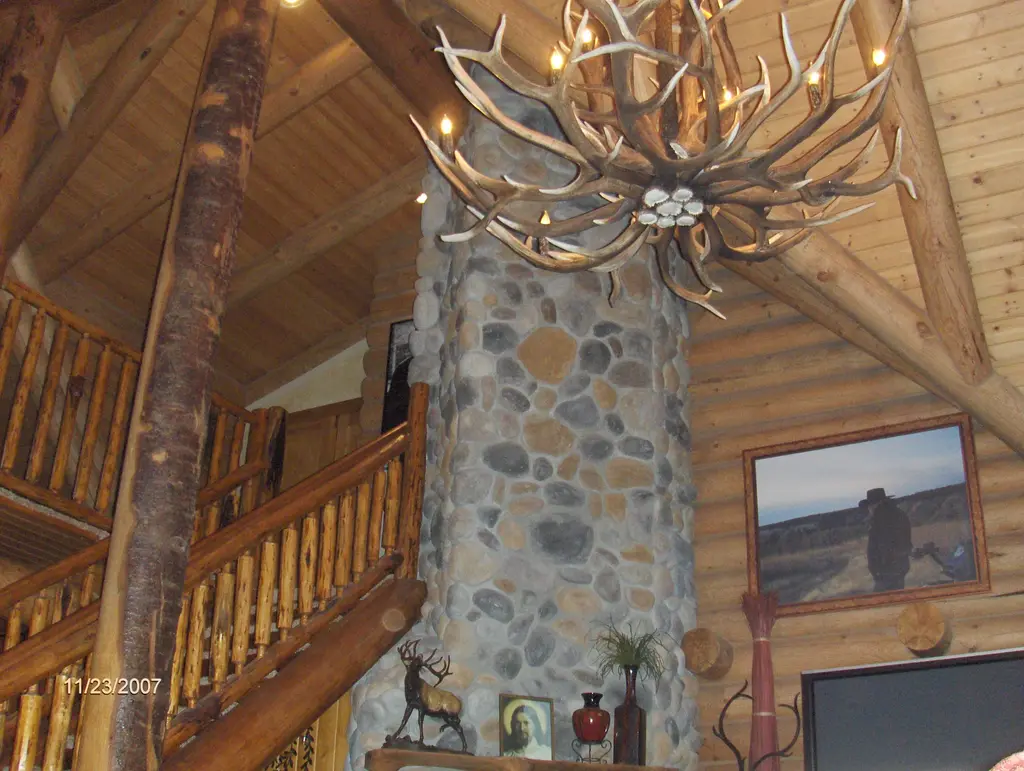 Log home