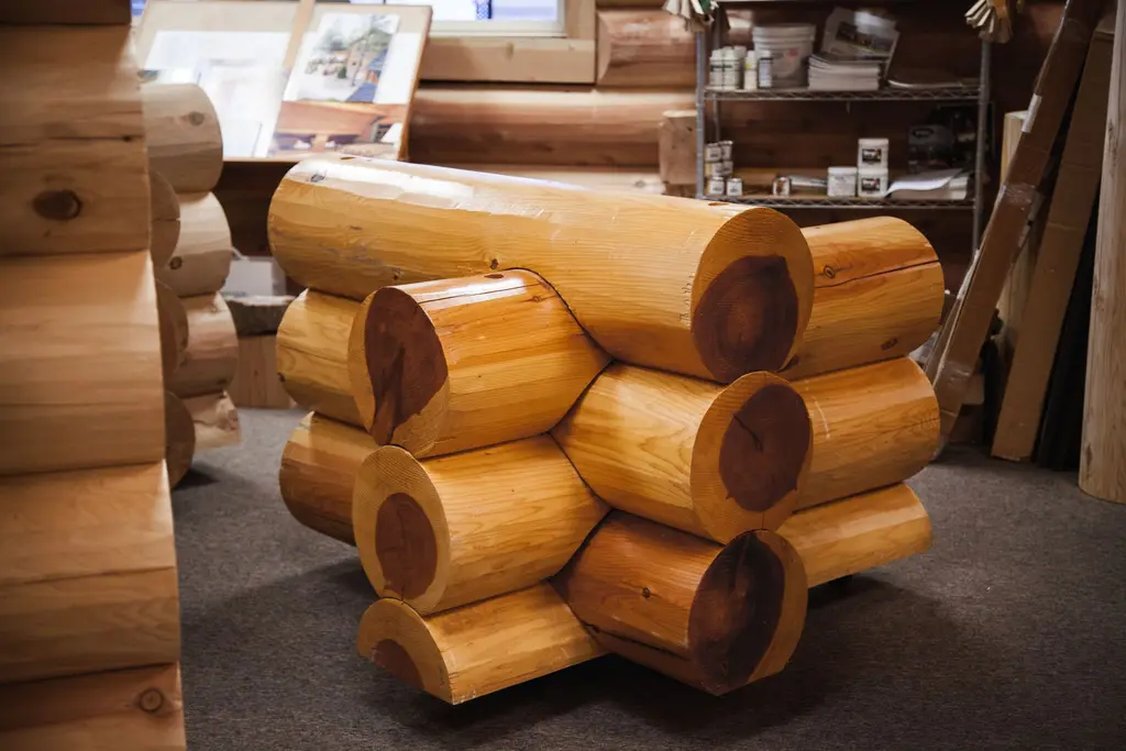 Log home