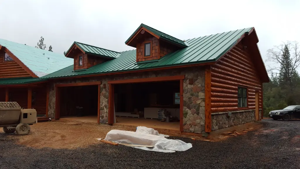 Log home