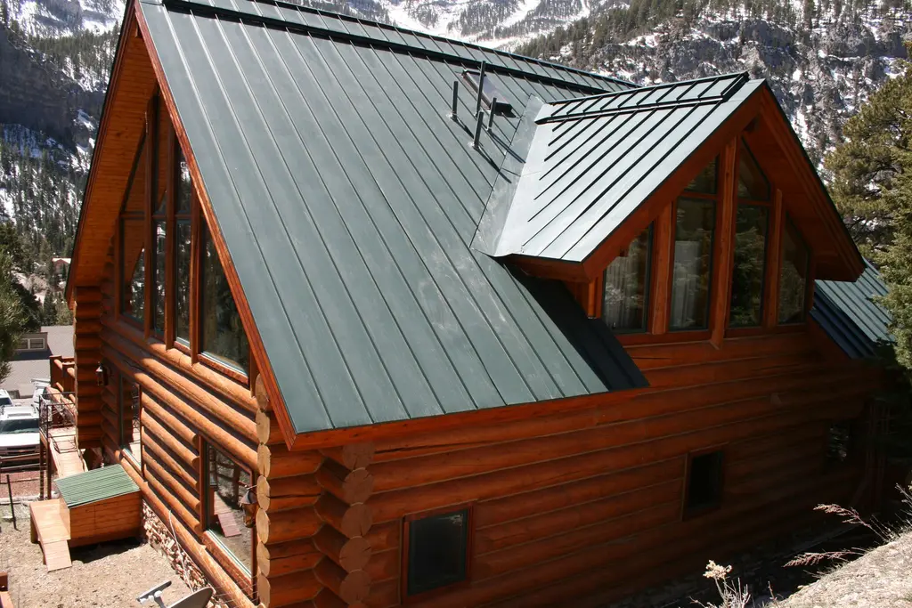 Log home