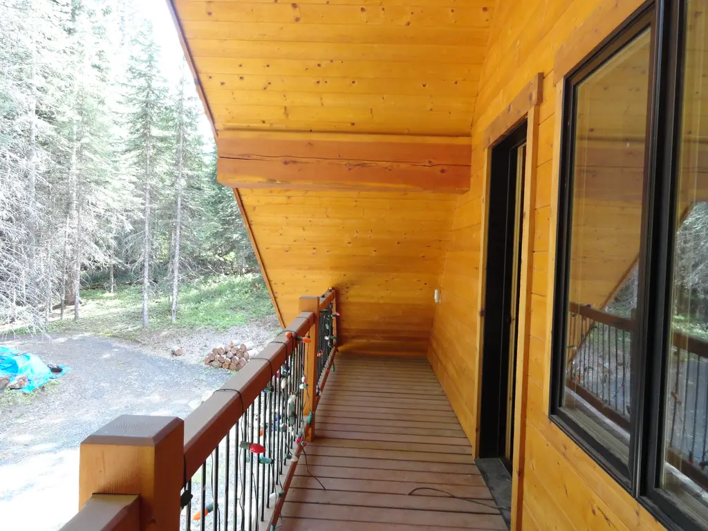 Log home