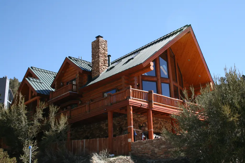 Log home