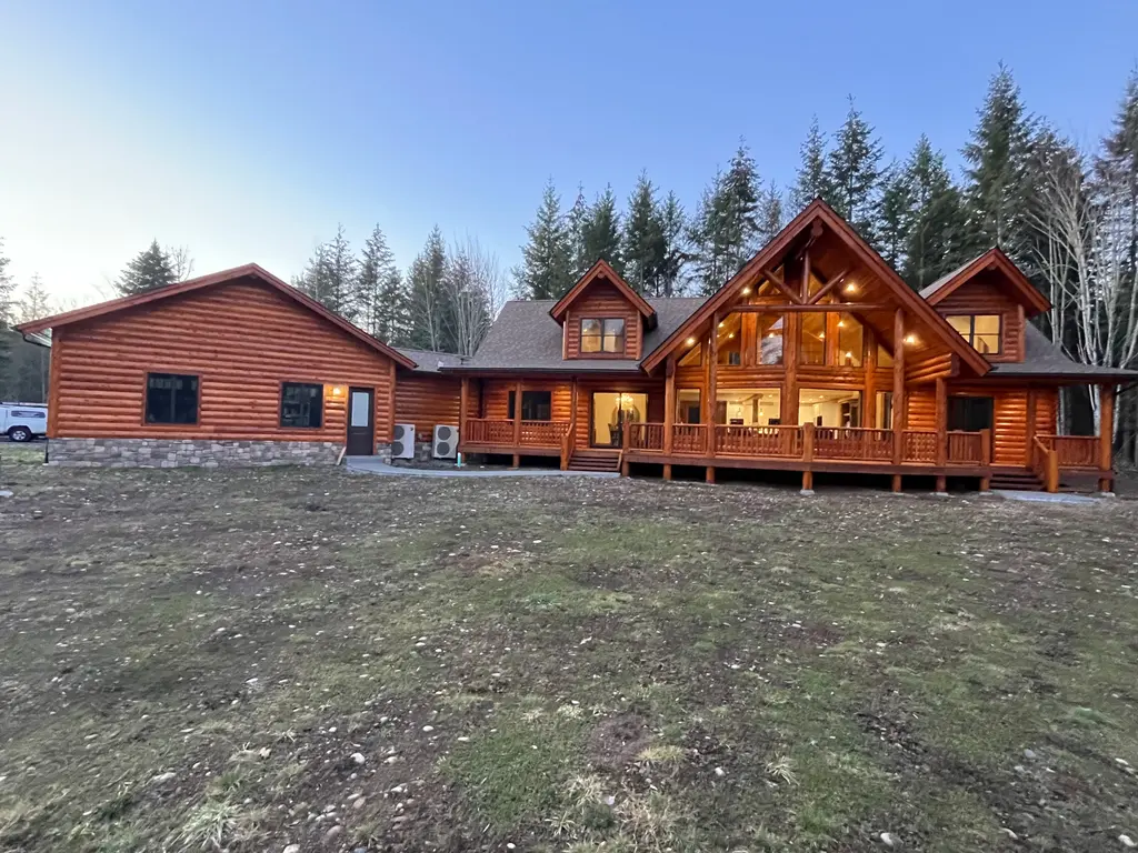 Log home