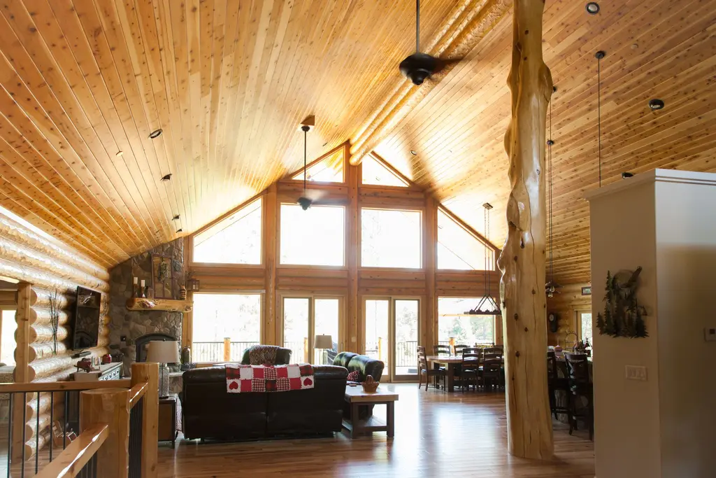 Log home