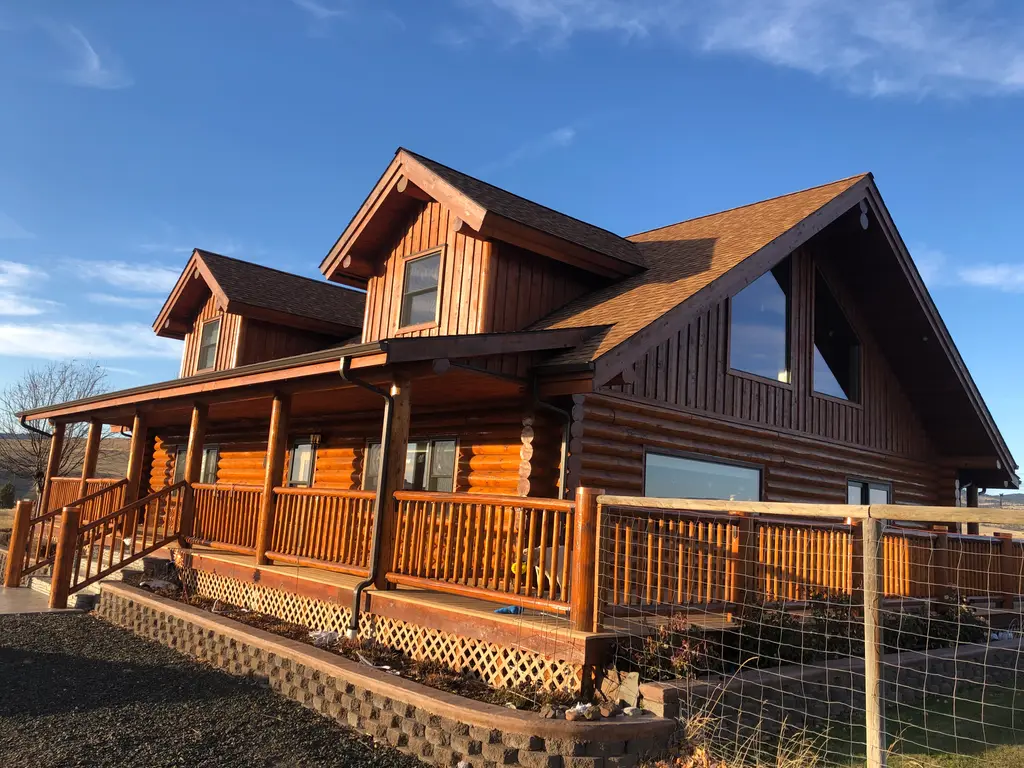 Log home