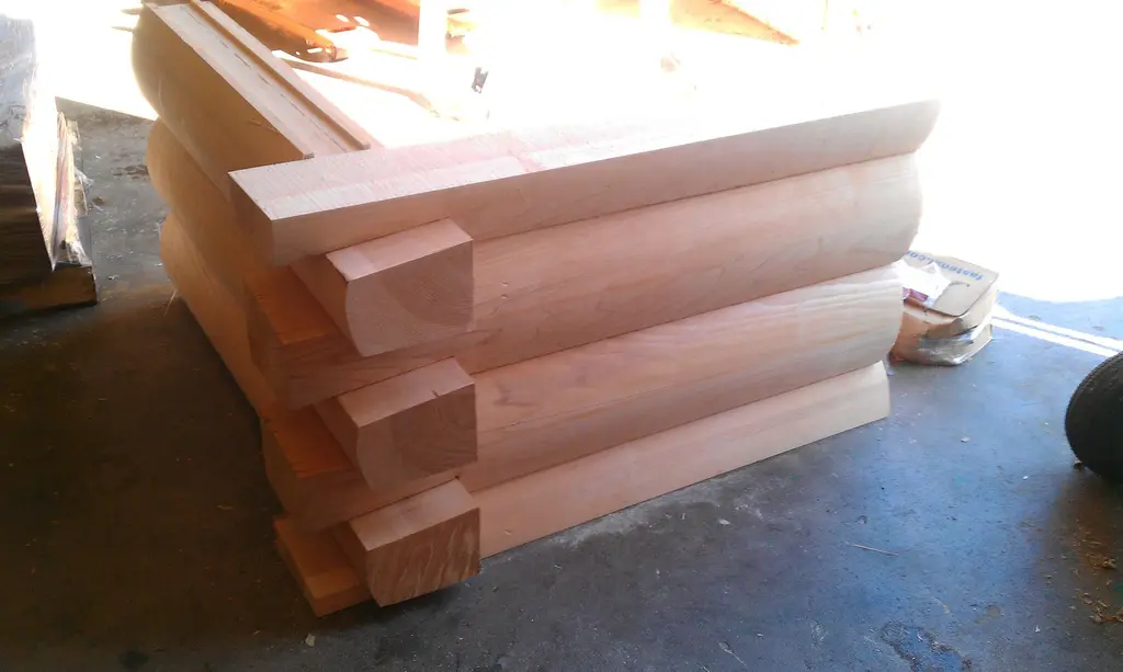 Log home
