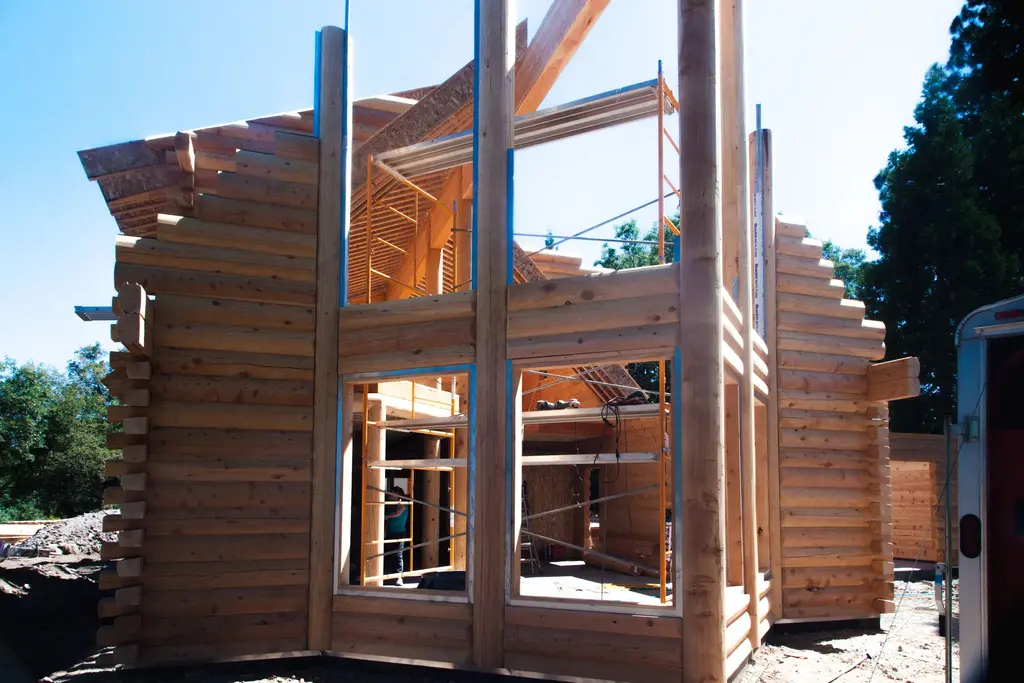 Log home