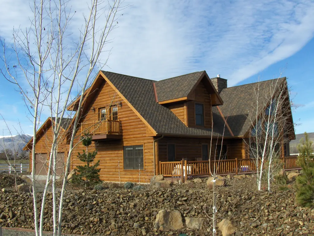 Log home