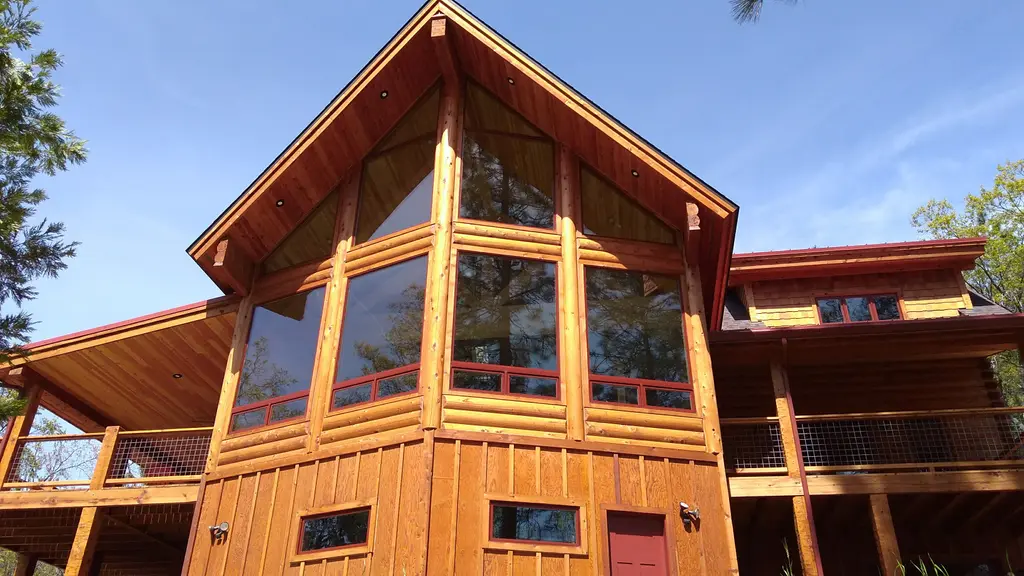 Log home