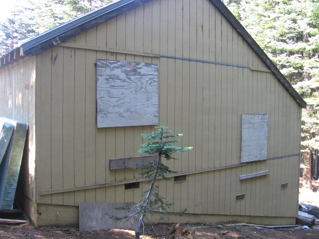 Log home
