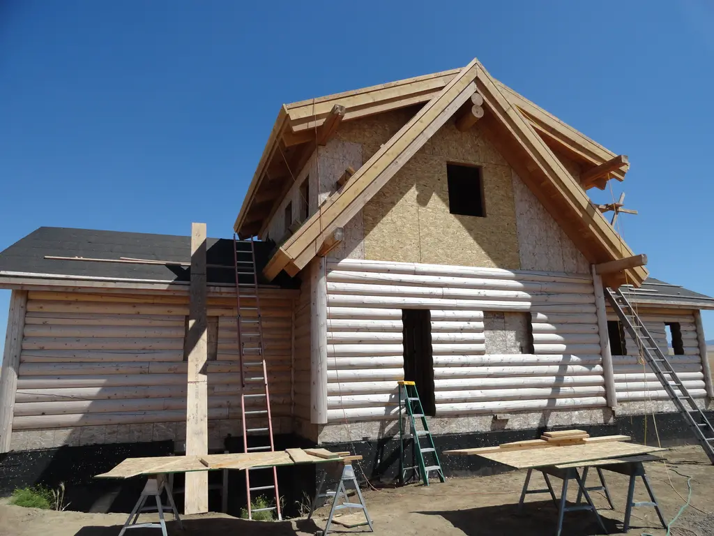 Log home