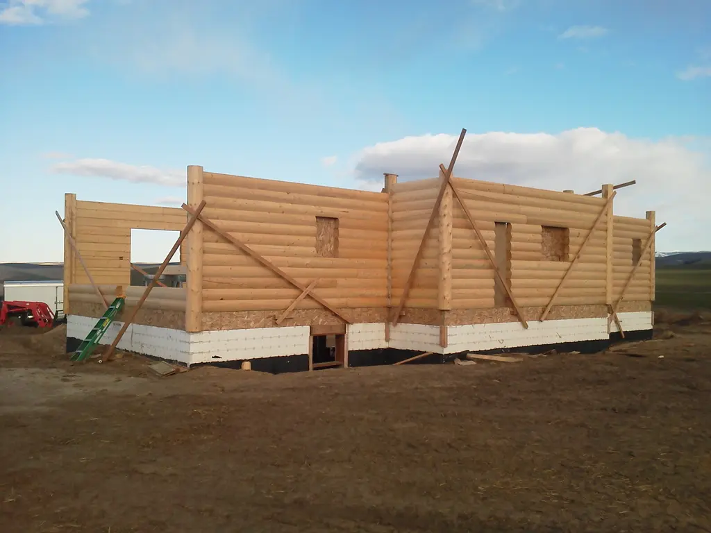 Log home