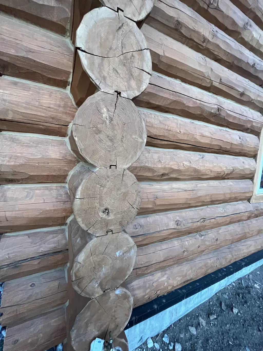 Round Logs