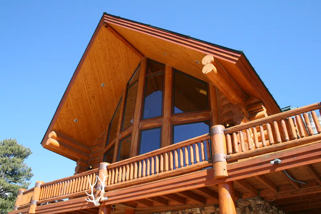 Log home