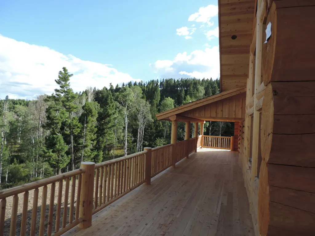 Log home