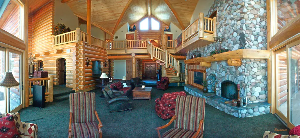 Log home