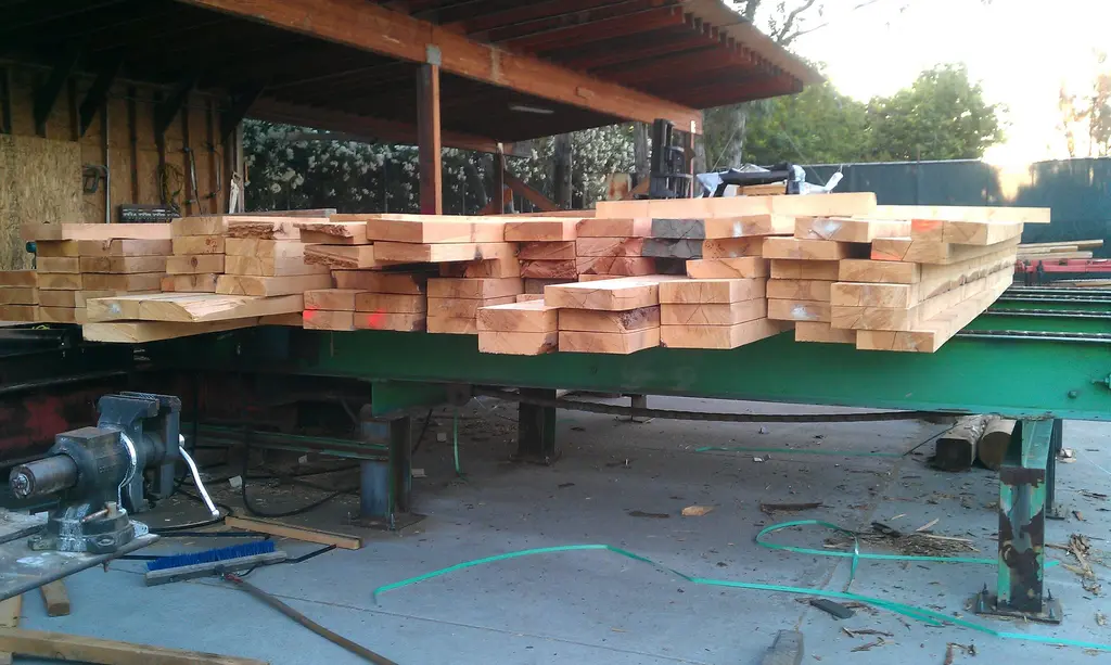 Log home