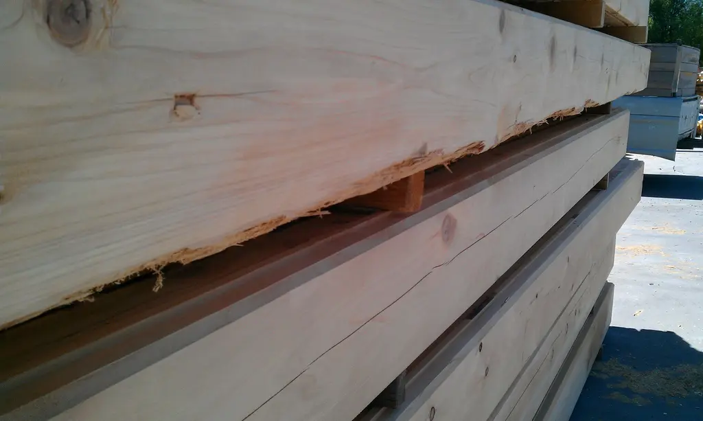 Log home